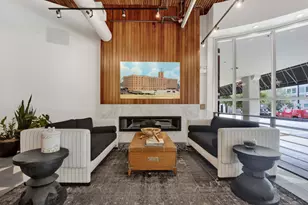360 W Illinois St, Chicago, IL 60654 - Photo 23