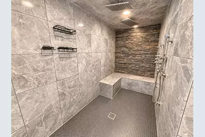 607 Kingston Boulevard, McHenry, IL 60050 - Photo 15