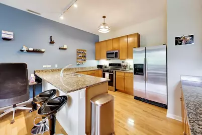 3735 N Wolcott Avenue #11, Chicago, IL 60613 - Photo 5