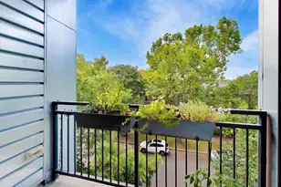 3735 N Wolcott Ave, Chicago, IL 60613 - Photo 9