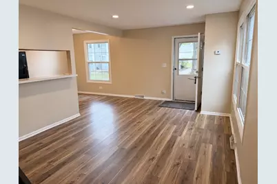 506 Darlene Lane #B, Glendale Heights, IL 60139 - Photo 3