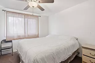 7500 S Kenwood Ave, Chicago, IL 60619 - Photo 13