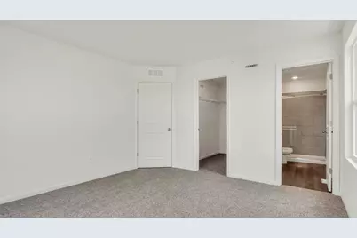 2046 Yellowstone Boulevard, Mundelein, IL 60060 - Photo 19
