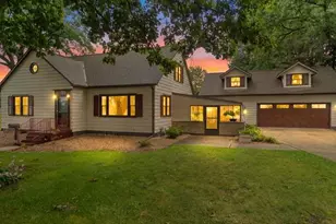 110 N Maple Ave, Polo, IL 61064 - Photo 1