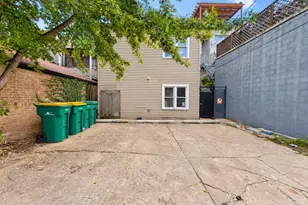 1830 W Superior St, Chicago, IL 60622 - Photo 19
