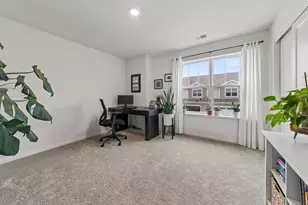 1088 Moraine Dr, South Elgin, IL 60177 - Photo 11
