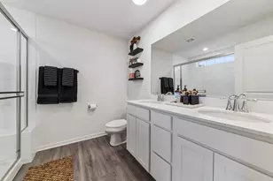 1088 Moraine Dr, South Elgin, IL 60177 - Photo 9