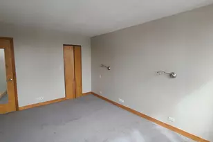 655 W Irving Park Rd, Chicago, IL 60613 - Photo 7
