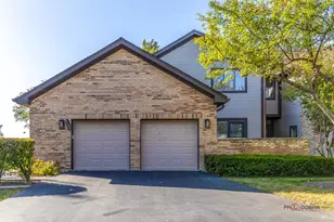 1688 Pebble Beach Dr, Hoffman Estates, IL 60169 - Photo 1