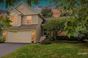 195 Meadow Lakes Blvd, Aurora, IL 60504 - Photo 3