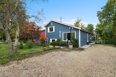 199 W Hillside Drive, Round Lake, IL 60073 - Photo 25