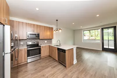 2111 S Halsted Street #205, Chicago, IL 60608 - Photo 9