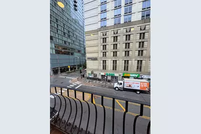 444 N State Street #3E, Chicago, IL 60654 - Photo 7