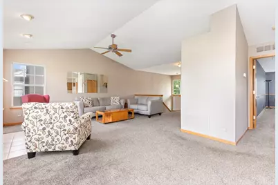 402 Gloria Lane, Oswego, IL 60543 - Photo 7