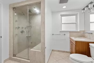 5768 N Lacey Avenue, Chicago, IL 60646 - Photo 17