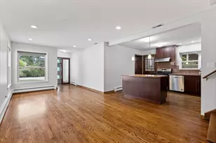 5768 N Lacey Ave, Chicago, IL 60646 - Photo 5