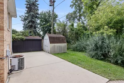 5768 N Lacey Avenue, Chicago, IL 60646 - Photo 23