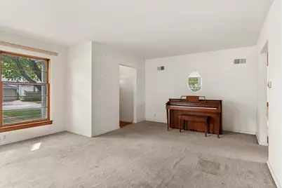 215 N Mill Street, Naperville, IL 60540 - Photo 3