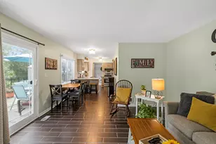 1525 Candlewood Dr, Crystal Lake, IL 60014 - Photo 11