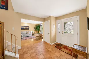 1170 Green Knolls Dr, Buffalo Grove, IL 60089 - Photo 3