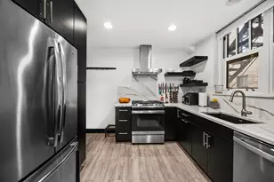 3300 N Lake Shore Dr, Chicago, IL 60657 - Photo 9