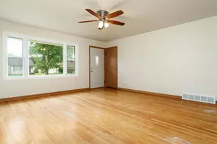 2411 Barton Blvd, Rockford, IL 61103 - Photo 7