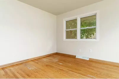 2411 Barton Boulevard, Rockford, IL 61103 - Photo 9