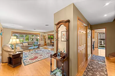 12449 S McVickers Avenue, Palos Heights, IL 60463 - Photo 3