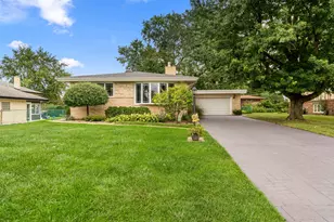 12449 S McVickers Ave, Palos Heights, IL 60463 - Photo 1