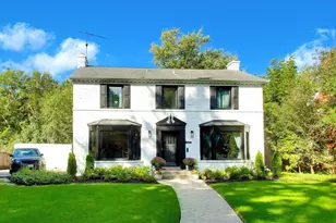 901 Locust Rd, Wilmette, IL 60091 - Photo 1
