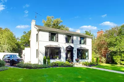 901 Locust Road, Wilmette, IL 60091 - Photo 3