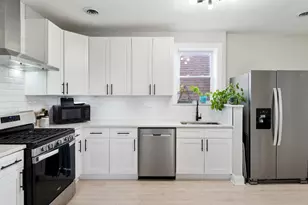4530 S Whipple St, Chicago, IL 60632 - Photo 11