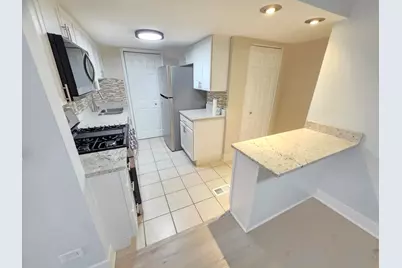 1950 Kenilworth Circle #A, Hoffman Estates, IL 60169 - Photo 13