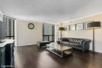 70 W Huron Street #1002, Chicago, IL 60654 - Photo 3