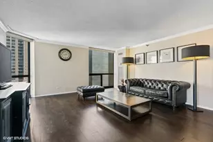 70 W Huron St, Chicago, IL 60654 - Photo 3