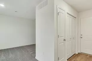 2053 Sequoia Ave, Mundelein, IL 60060 - Photo 13
