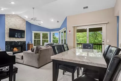 71 Willow Parkway #72-2, Buffalo Grove, IL 60089 - Photo 5