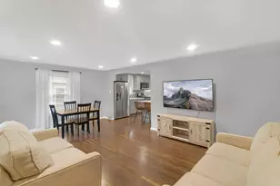 17247 69th Ave, Tinley Park, IL 60477 - Photo 5