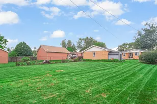 17247 69th Ave, Tinley Park, IL 60477 - Photo 3