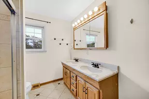 15417 Alameda Ave, Oak Forest, IL 60452 - Photo 11