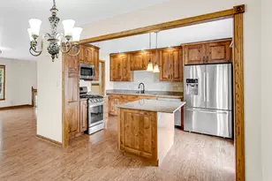 15417 Alameda Ave, Oak Forest, IL 60452 - Photo 7