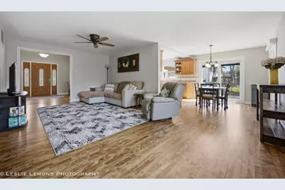 6020 Tyler Drive, Woodridge, IL 60517 - Photo 3