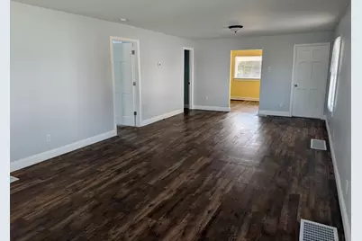 1417 S Ledford Street, Harrisburg, IL 62946 - Photo 11