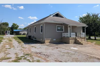 1417 S Ledford Street, Harrisburg, IL 62946 - Photo 3
