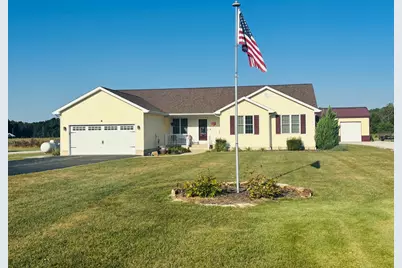 9385 N 1000th Road, Effingham, IL 62401 - Photo 1
