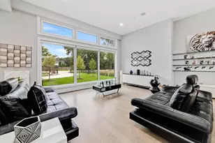 [Address not provided], Northbrook, IL 60062 - Photo 5