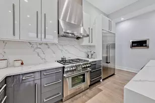 [Address not provided], Northbrook, IL 60062 - Photo 19