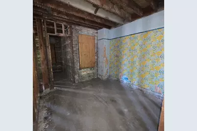10411 S Corliss Avenue, Chicago, IL 60628 - Photo 7