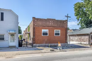 2812 Ridgeland Ave, Berwyn, IL 60402 - Photo 1