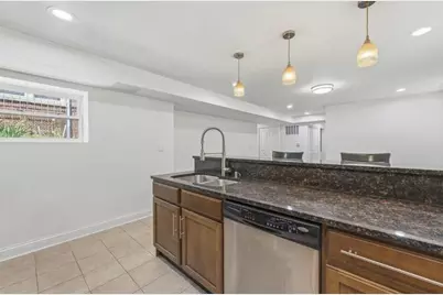 7733 N Marshfield Avenue #GARDEN, Chicago, IL 60626 - Photo 5